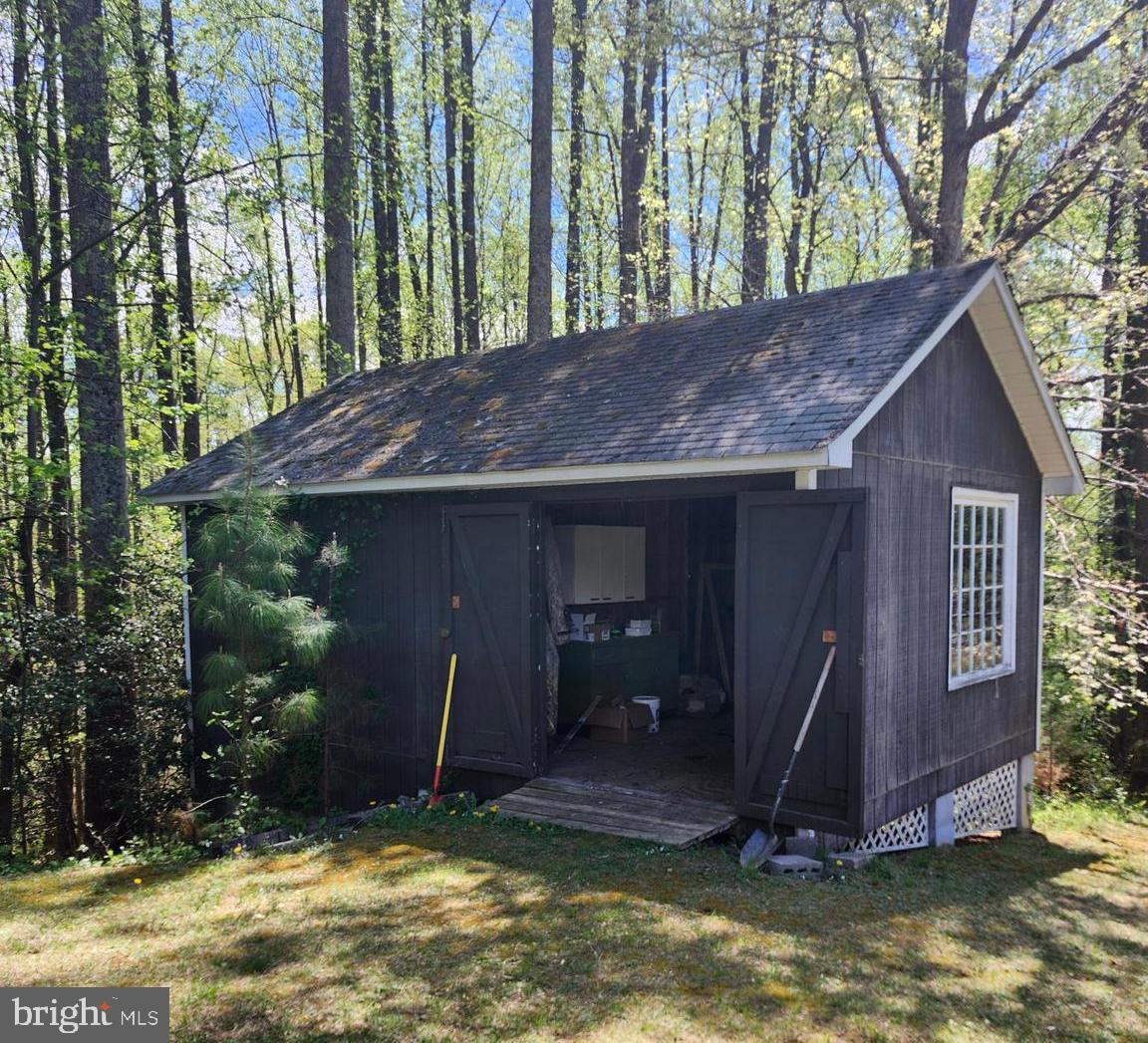 RUSTIC HILLS - Residential