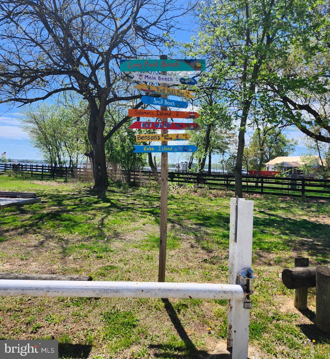 RUSTIC HILLS - Residential
