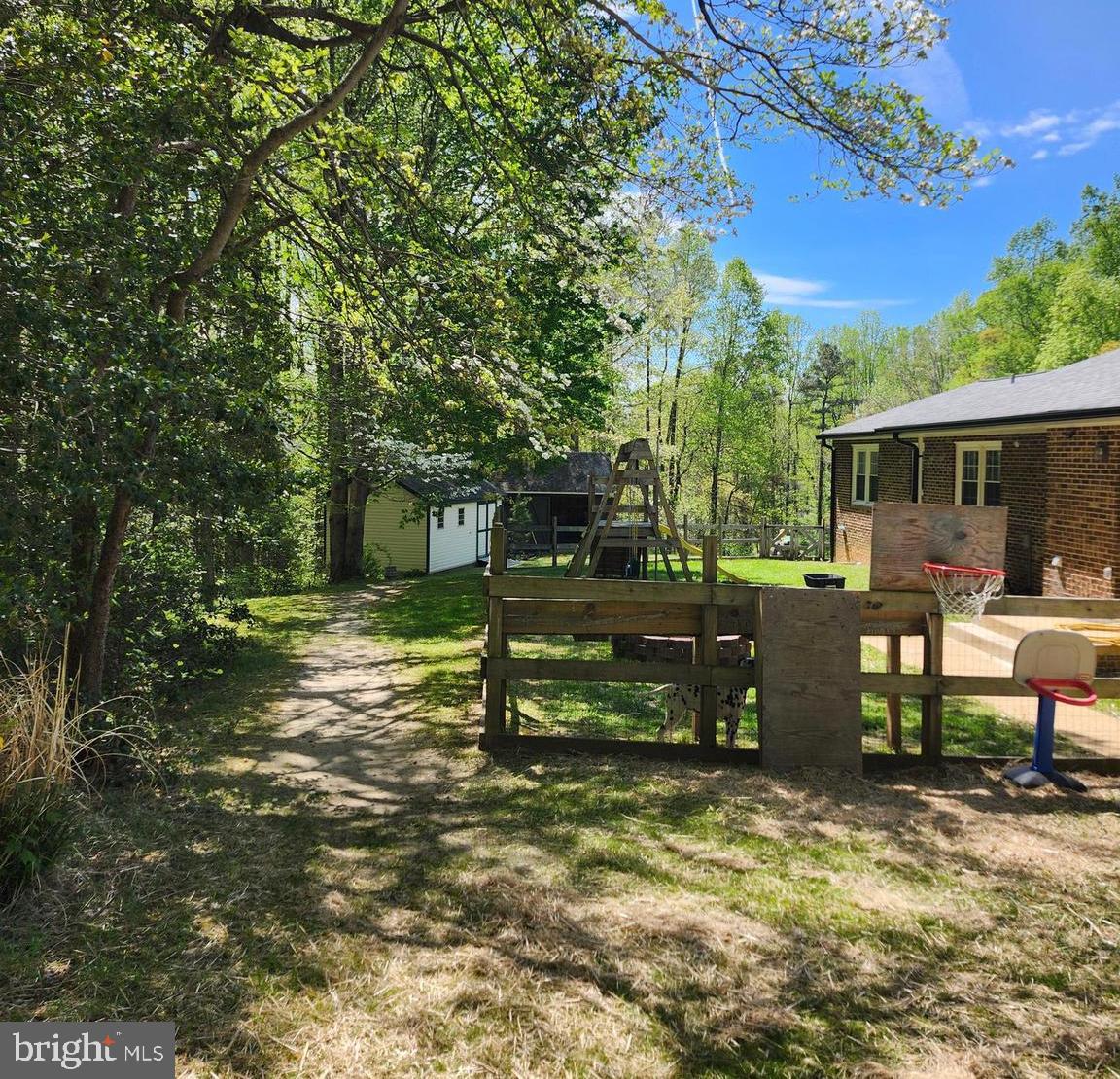 RUSTIC HILLS - Residential