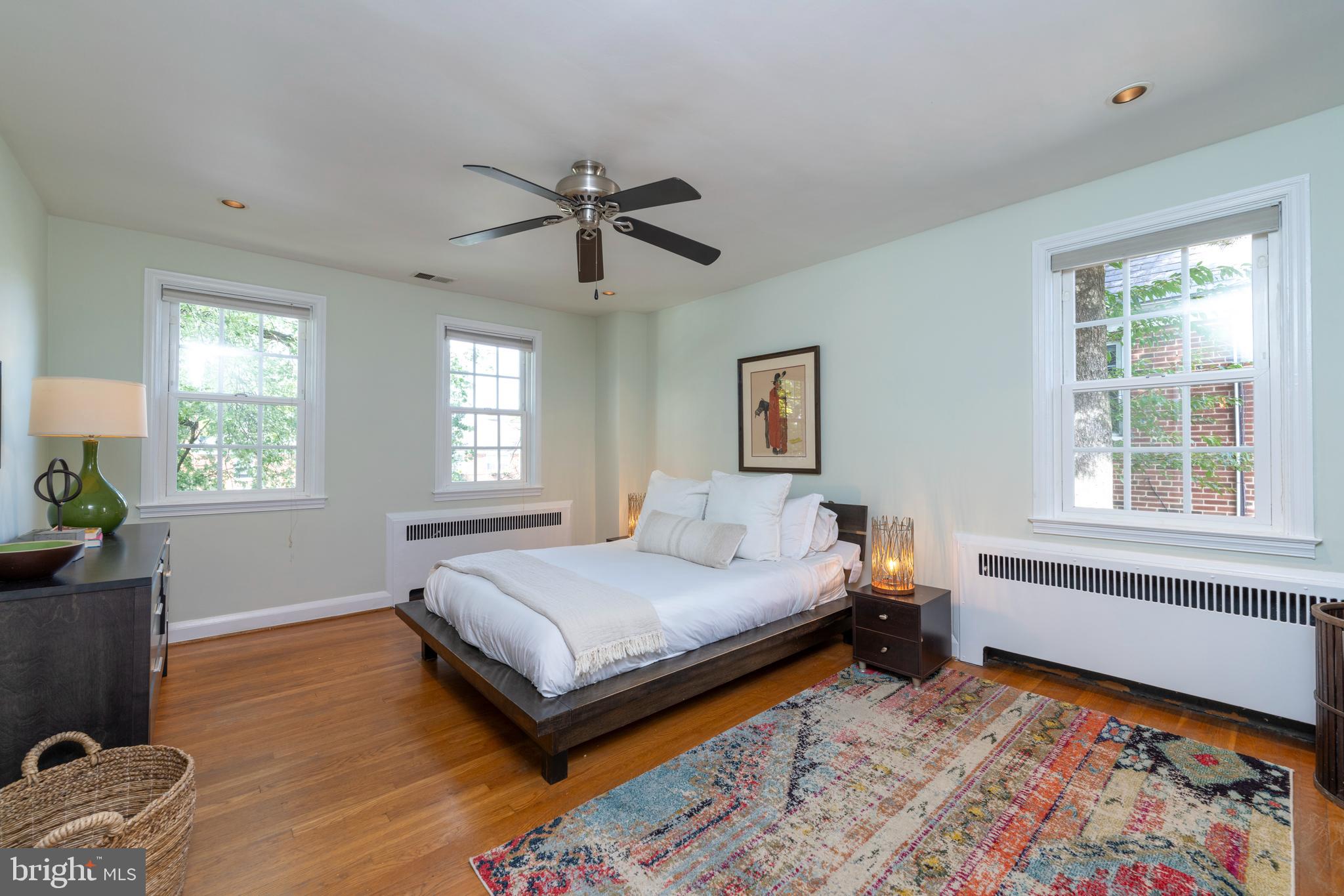 RODGERS FORGE/GAYWOOD - Residential