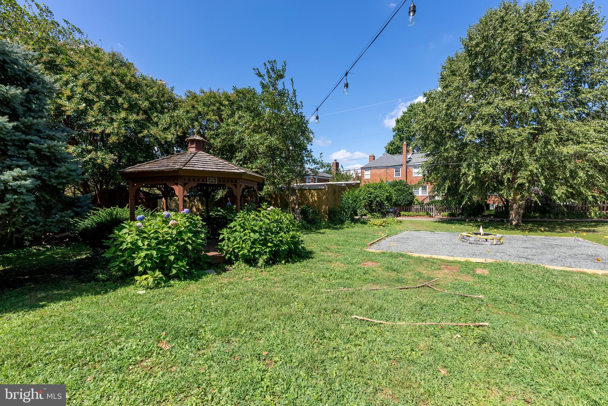 RODGERS FORGE/GAYWOOD - Residential