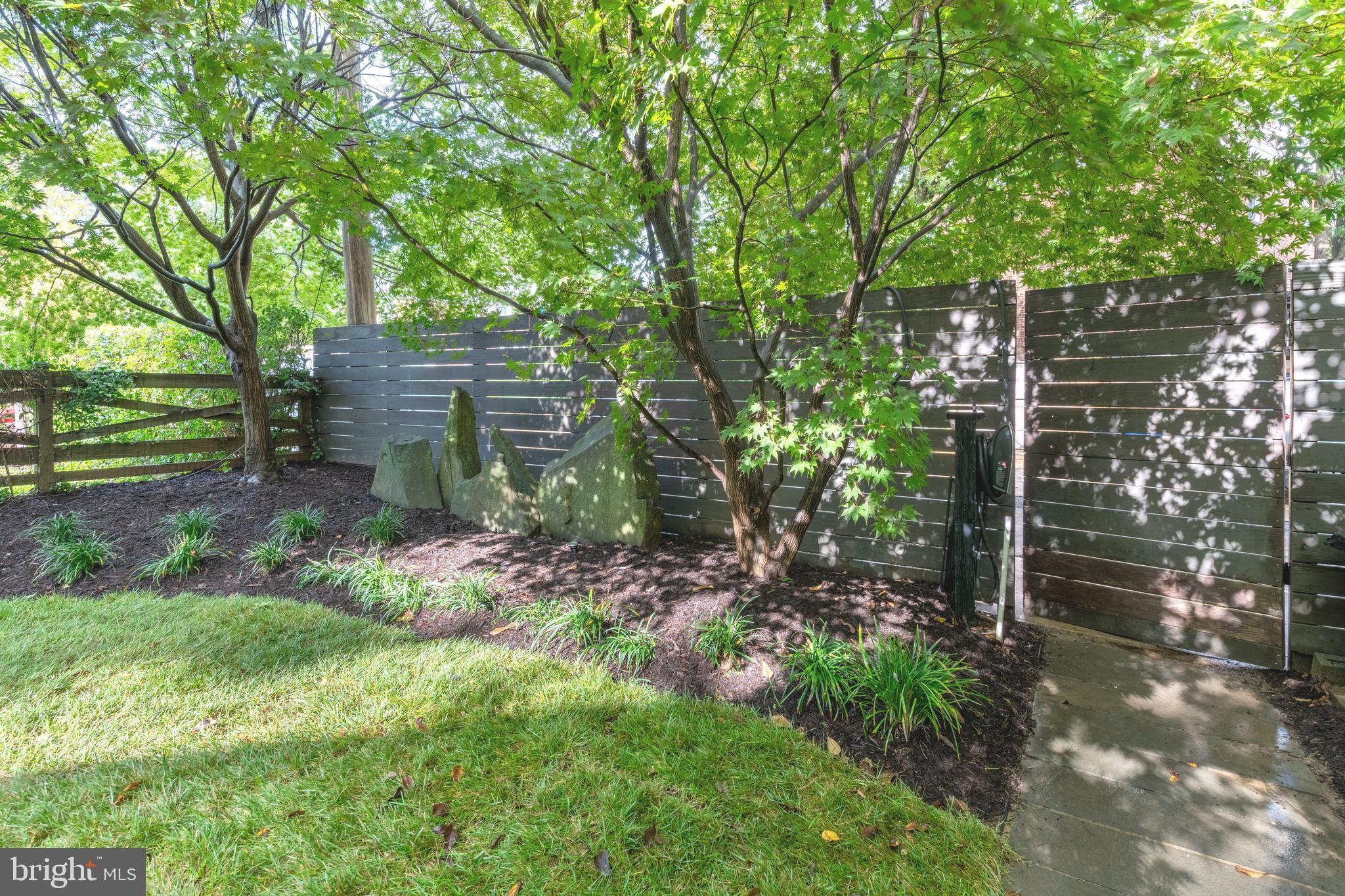 RODGERS FORGE/GAYWOOD - Residential