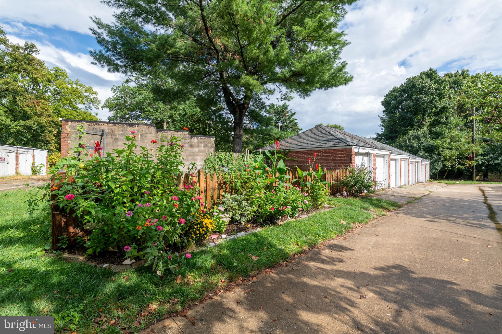 RODGERS FORGE/GAYWOOD - Residential