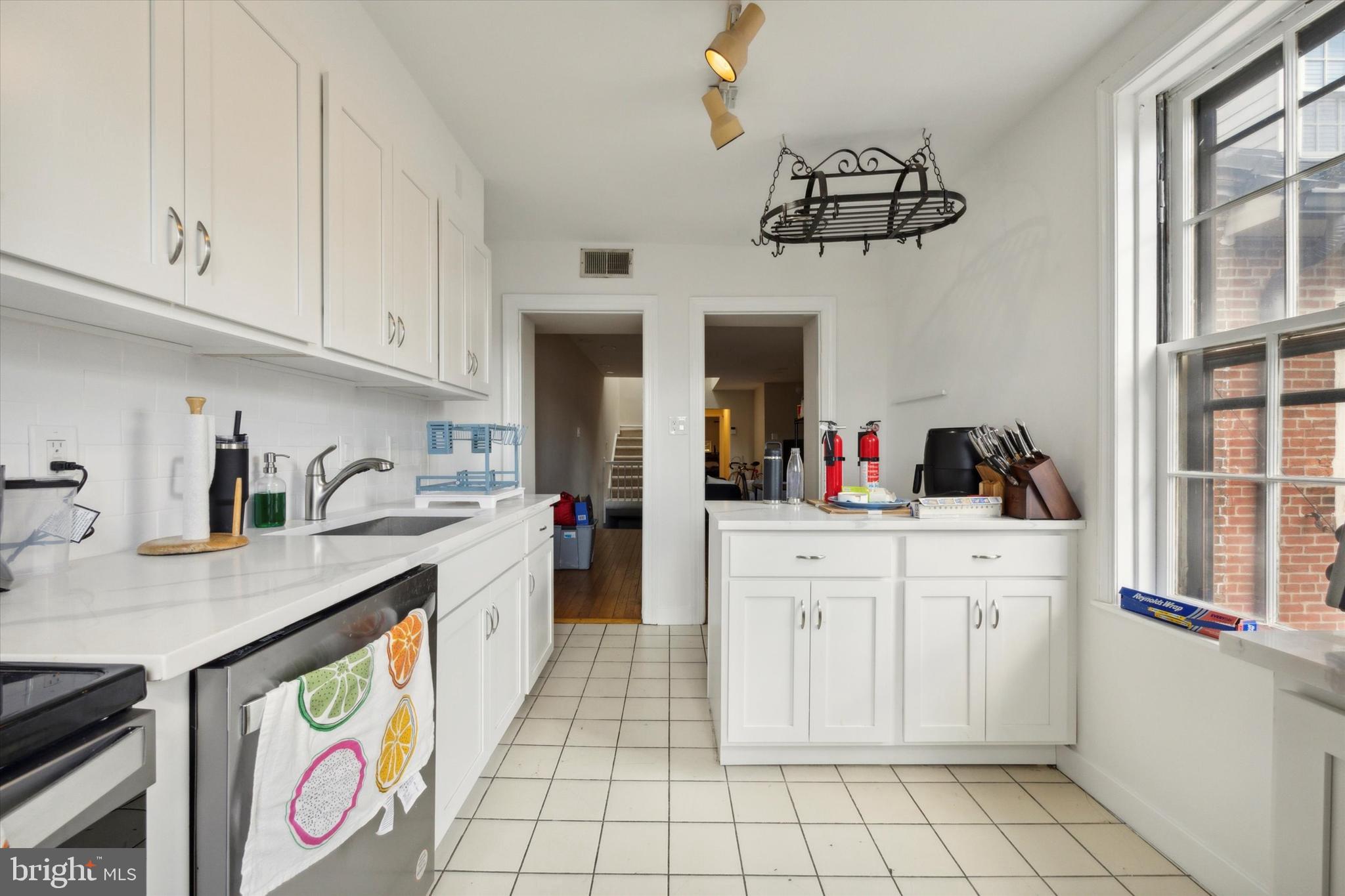 SOCIETY HILL - Residential