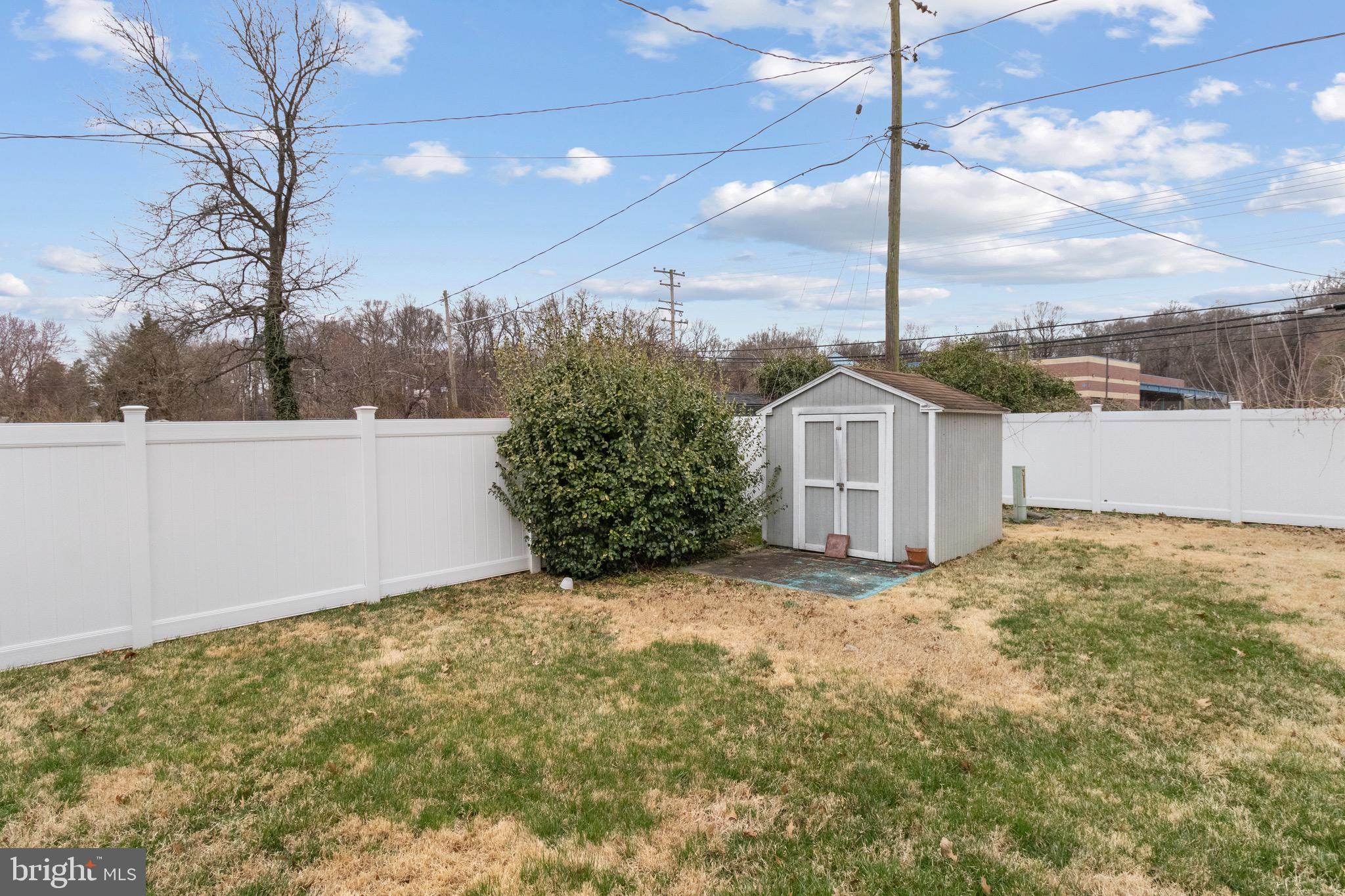 MEADOWBROOK AT BELAIR - Residential