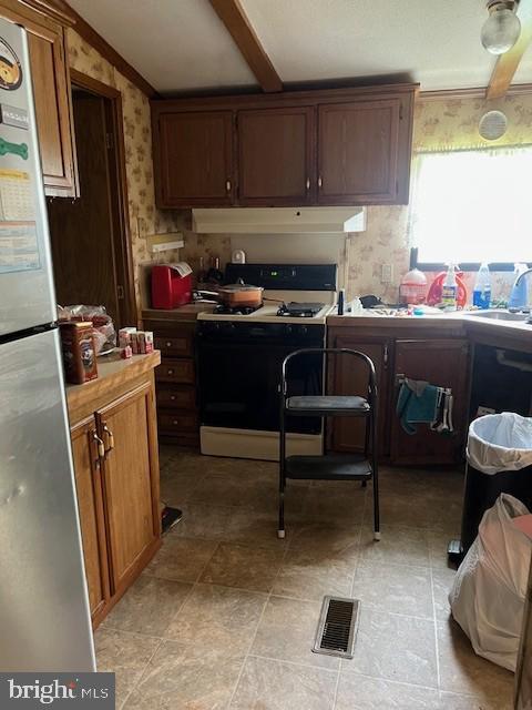 300 RIDGE ROAD TRLR 109