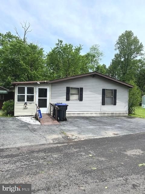 300 RIDGE ROAD TRLR 109 ETTERS PA 17319