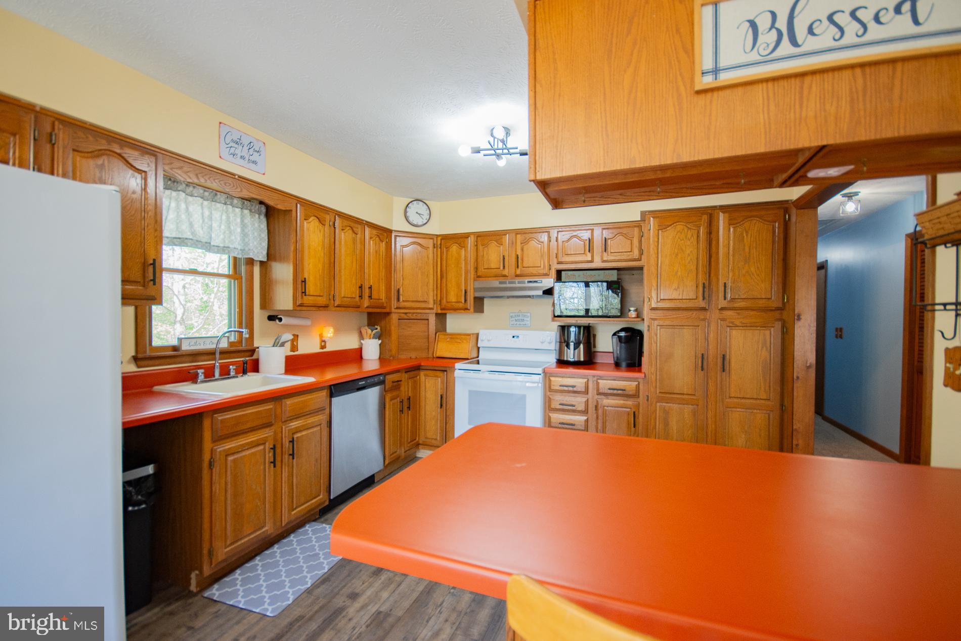 NEW HOPE ACRES - Residential