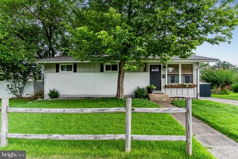 4903 CHARLES ROAD MECHANICSBURG PA 17050