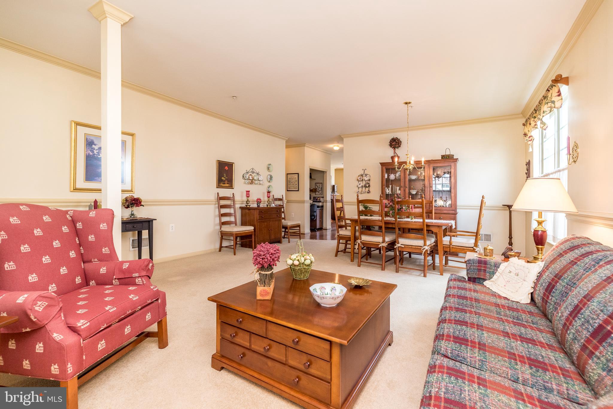 HERITAGE CR ESTS - Residential