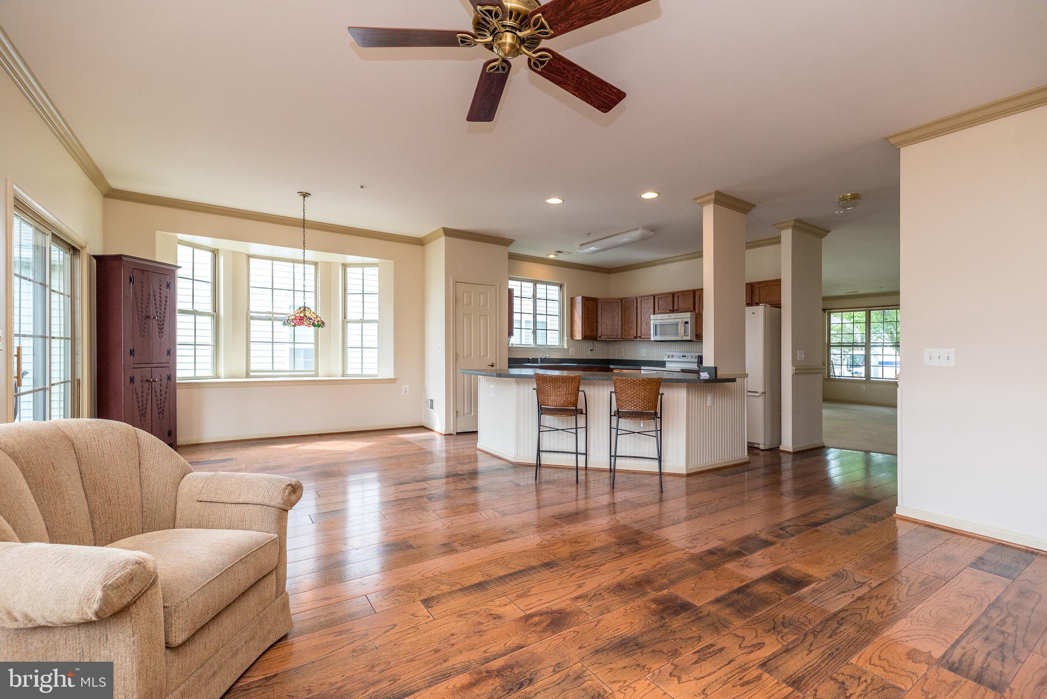 HERITAGE CR ESTS - Residential