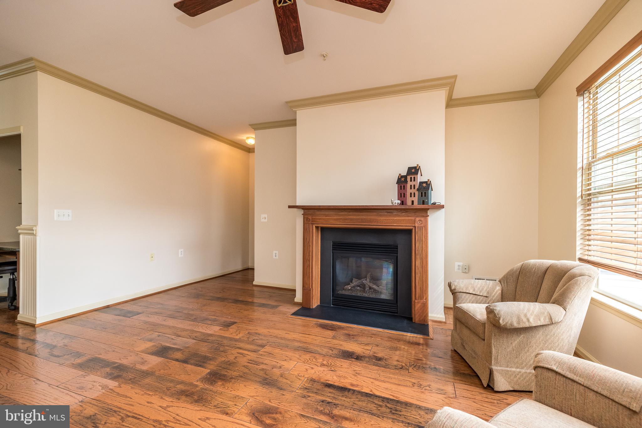 HERITAGE CR ESTS - Residential