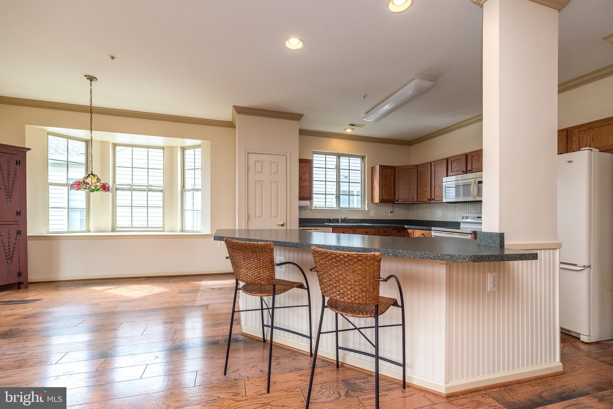 HERITAGE CR ESTS - Residential