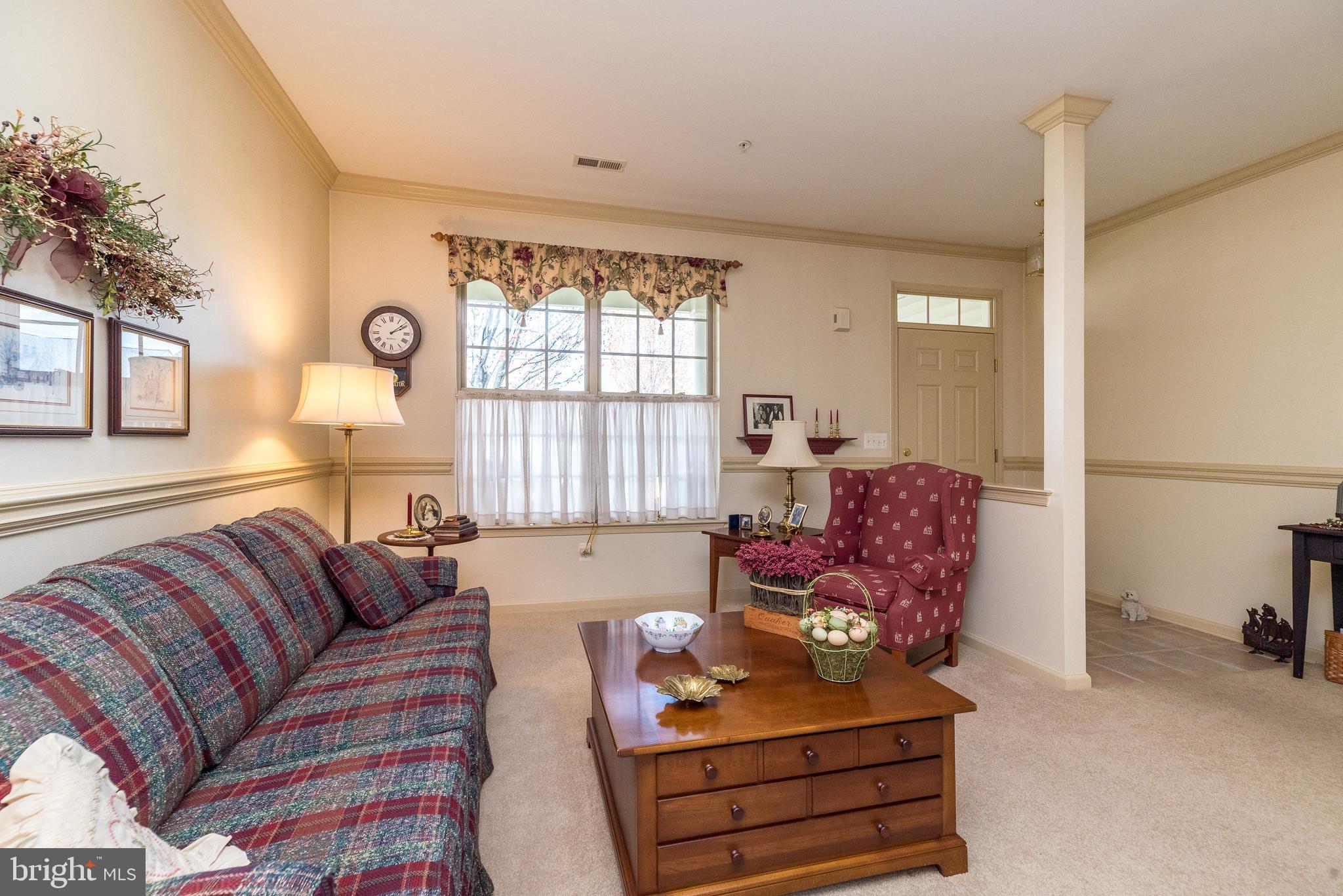 HERITAGE CR ESTS - Residential