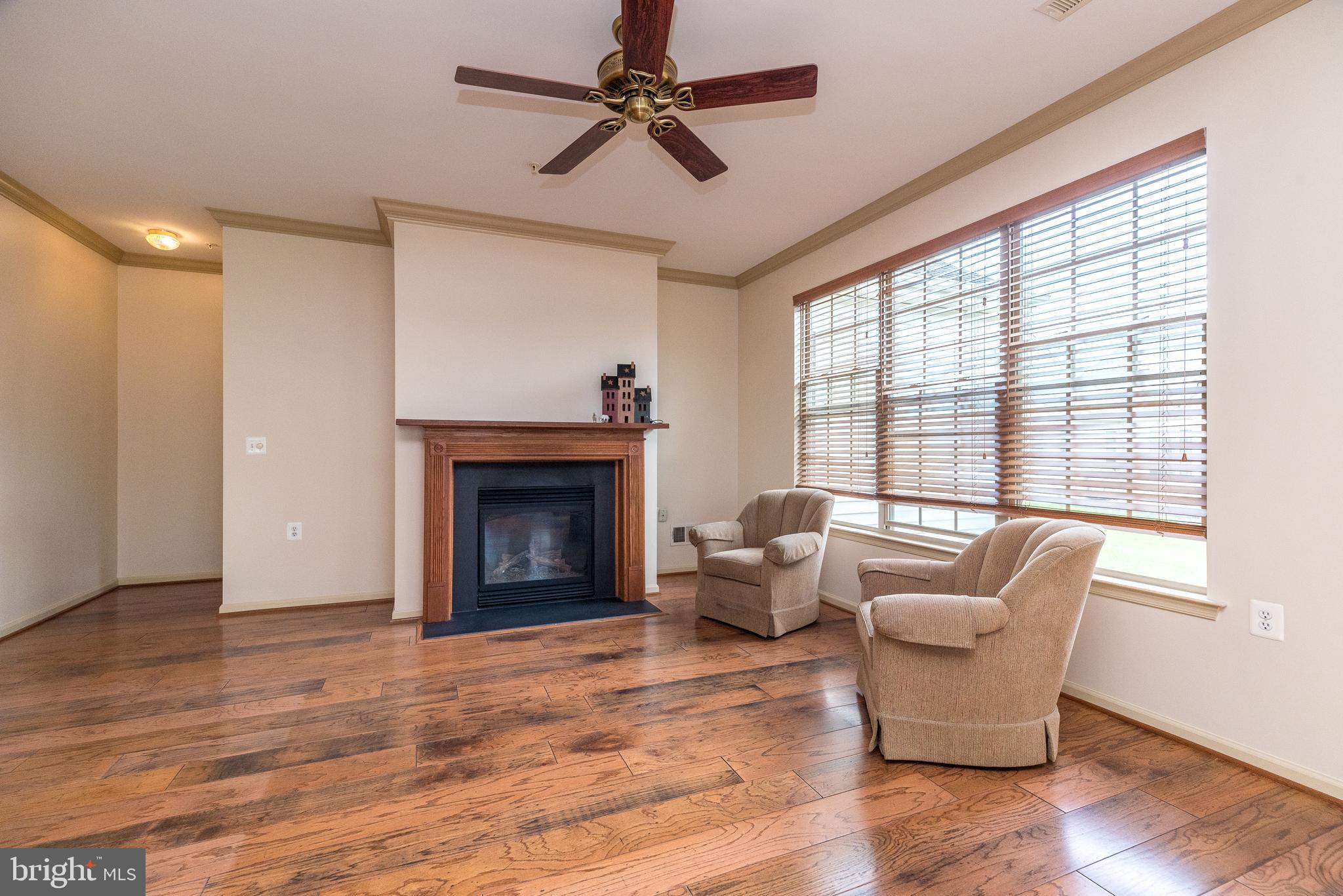 HERITAGE CR ESTS - Residential