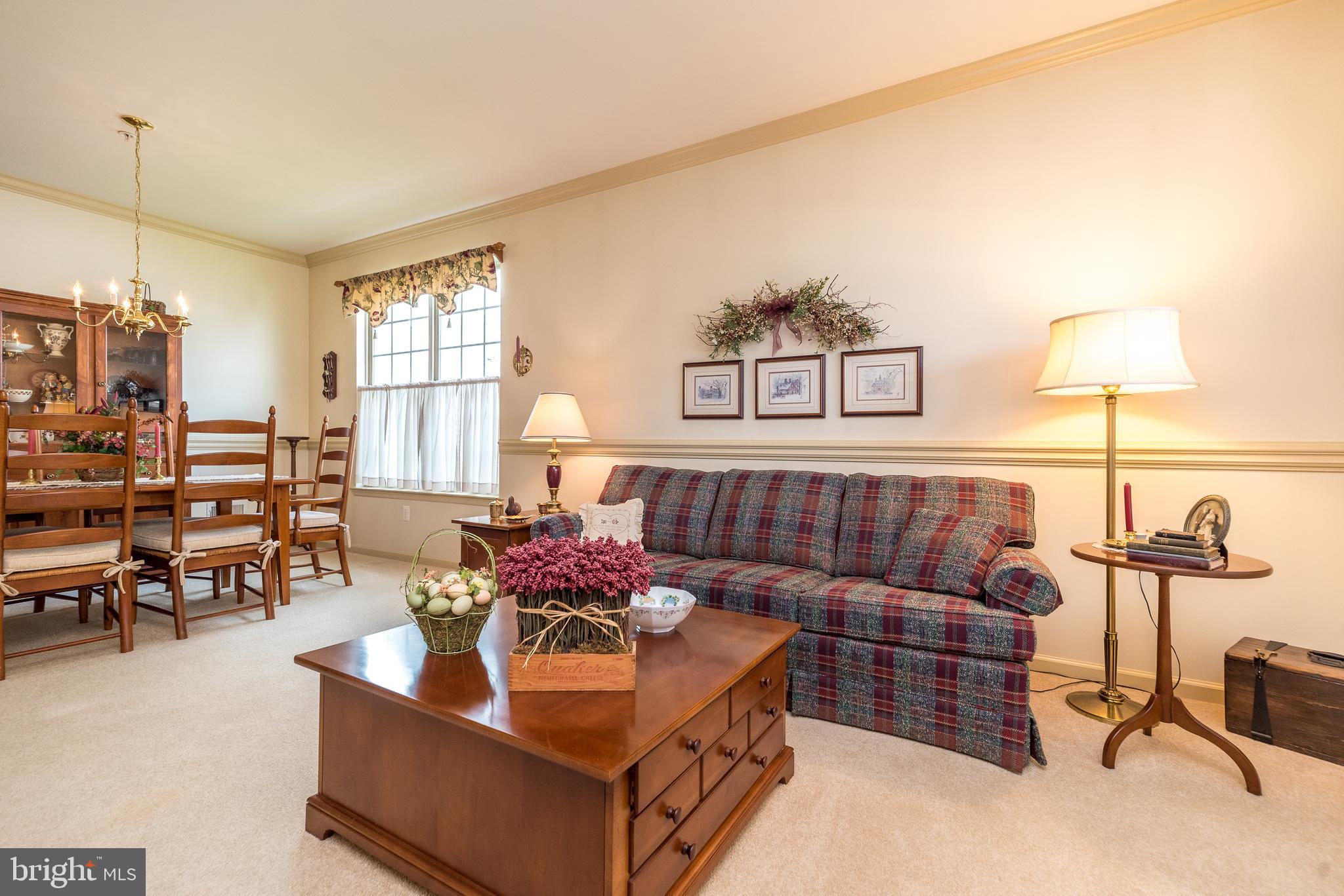 HERITAGE CR ESTS - Residential