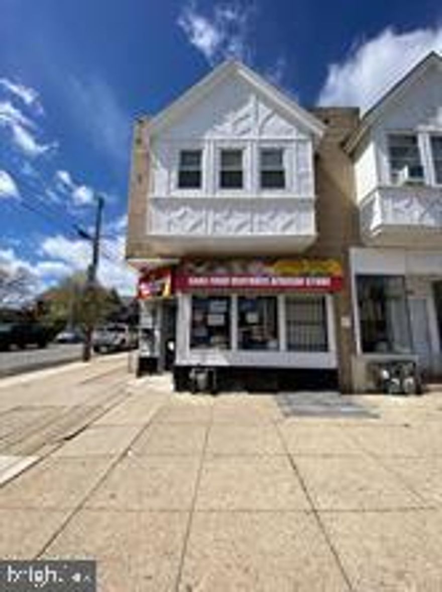 Great investment opportunity at 1501 Powell, a mixed use property with first floor commercial and second floor residential. The first floor is rented through 2028 and is currently a grocery market. The second floor apartment has been updated nicely, featuring 2 bedrooms and a spacious family room. The building has a large basement that can be utilized by the landlord for storage, as well as updated mechanicals.