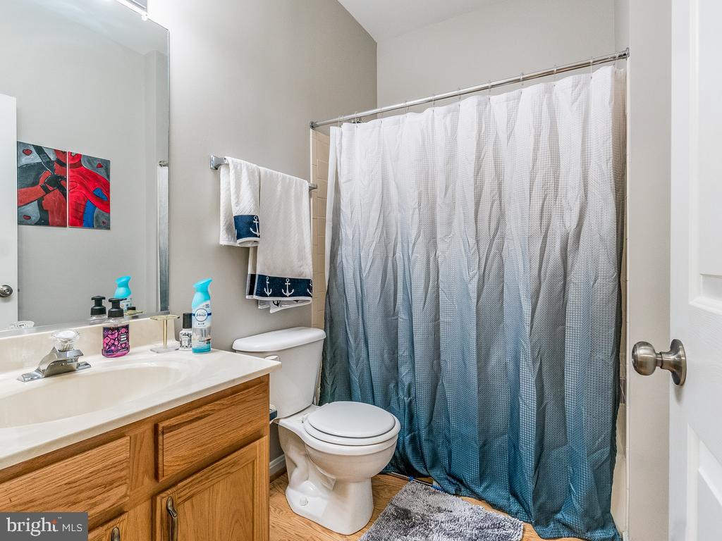 SALEM FIELDS - Residential Lease