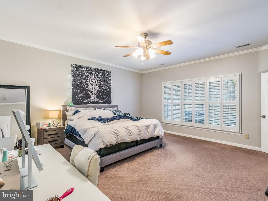 SALEM FIELDS - Residential Lease