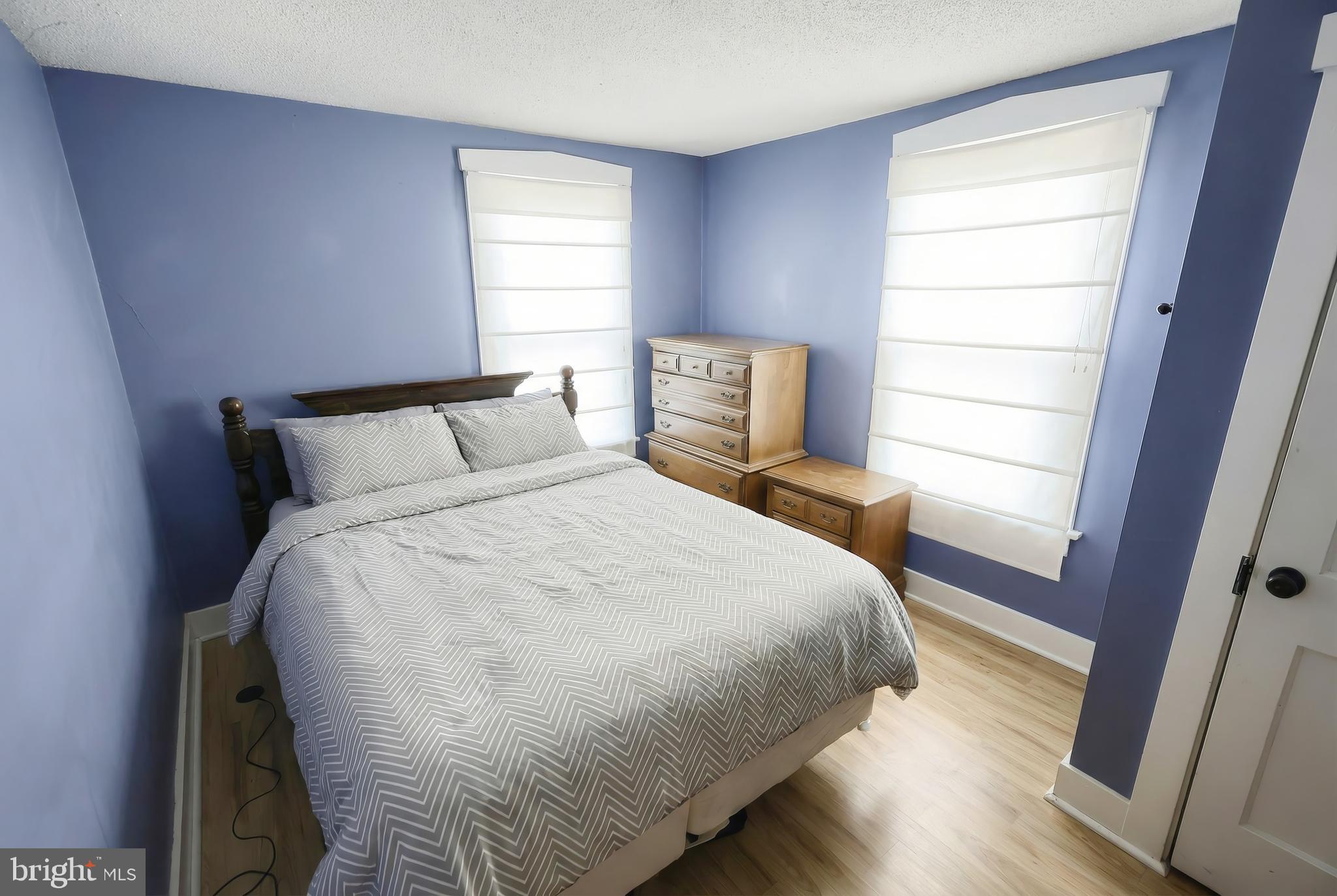 37 W FERDINAND STREET