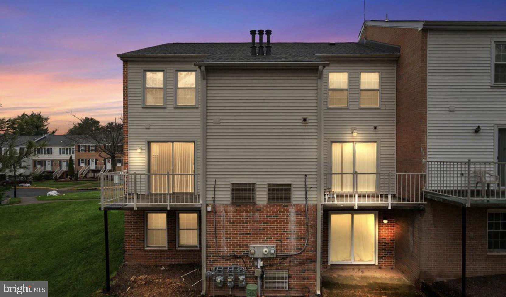 THE MEADOWS - Residential Lease