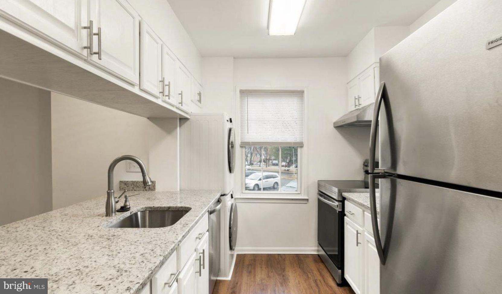 THE MEADOWS - Residential Lease