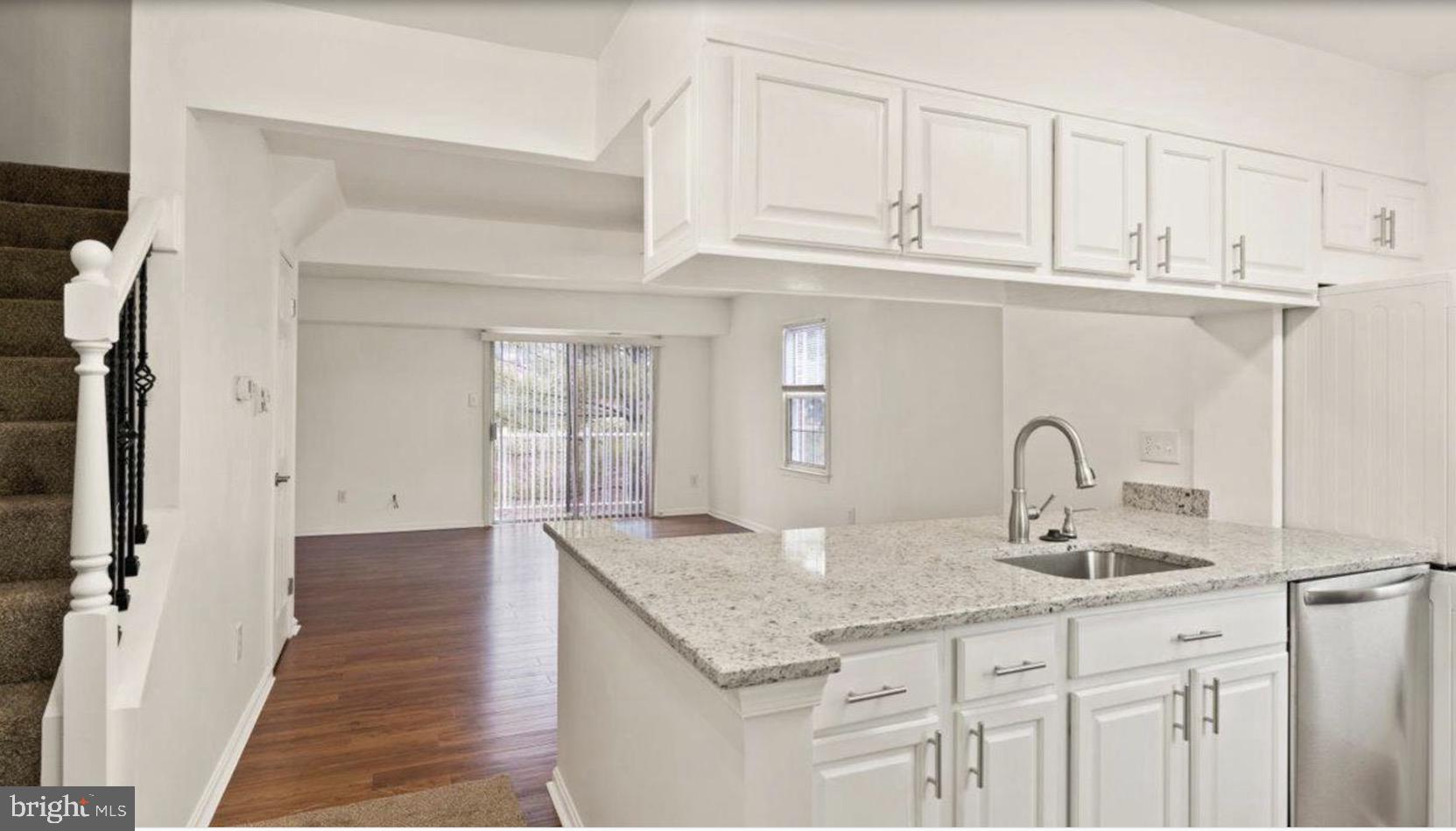 THE MEADOWS - Residential Lease