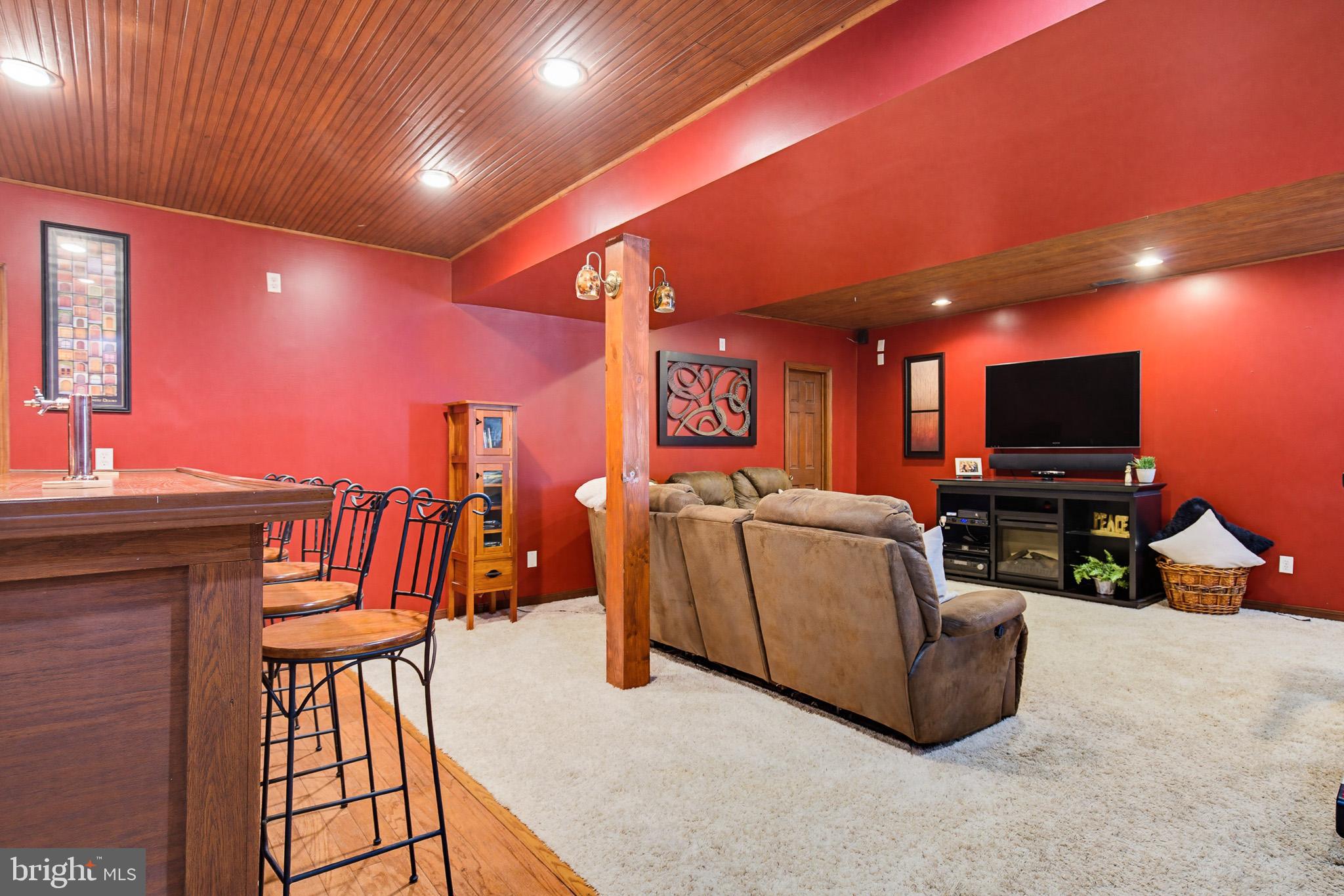 THE MEADOWS - Residential