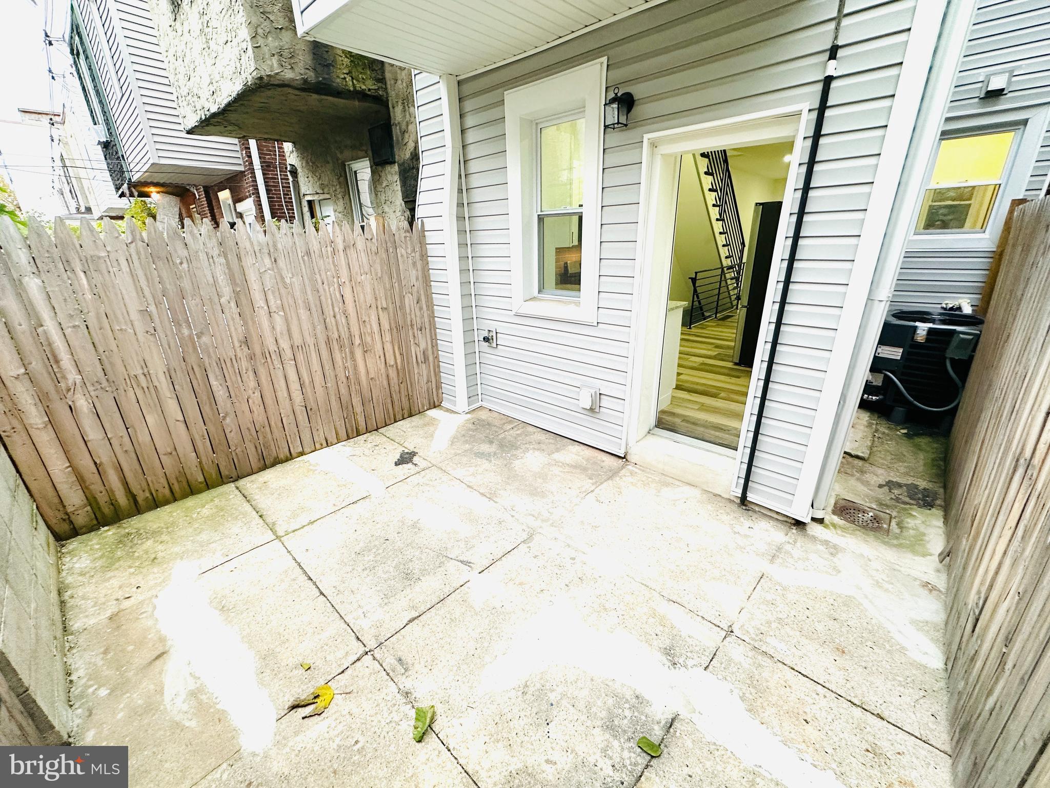 POINT BREEZE - Residential Lease