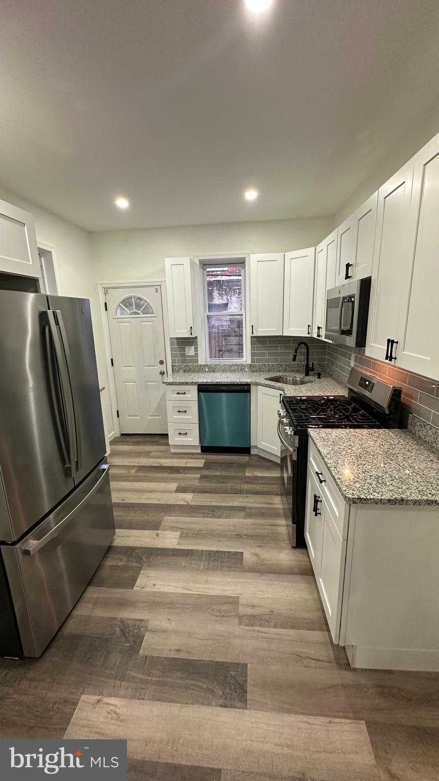 POINT BREEZE - Residential Lease