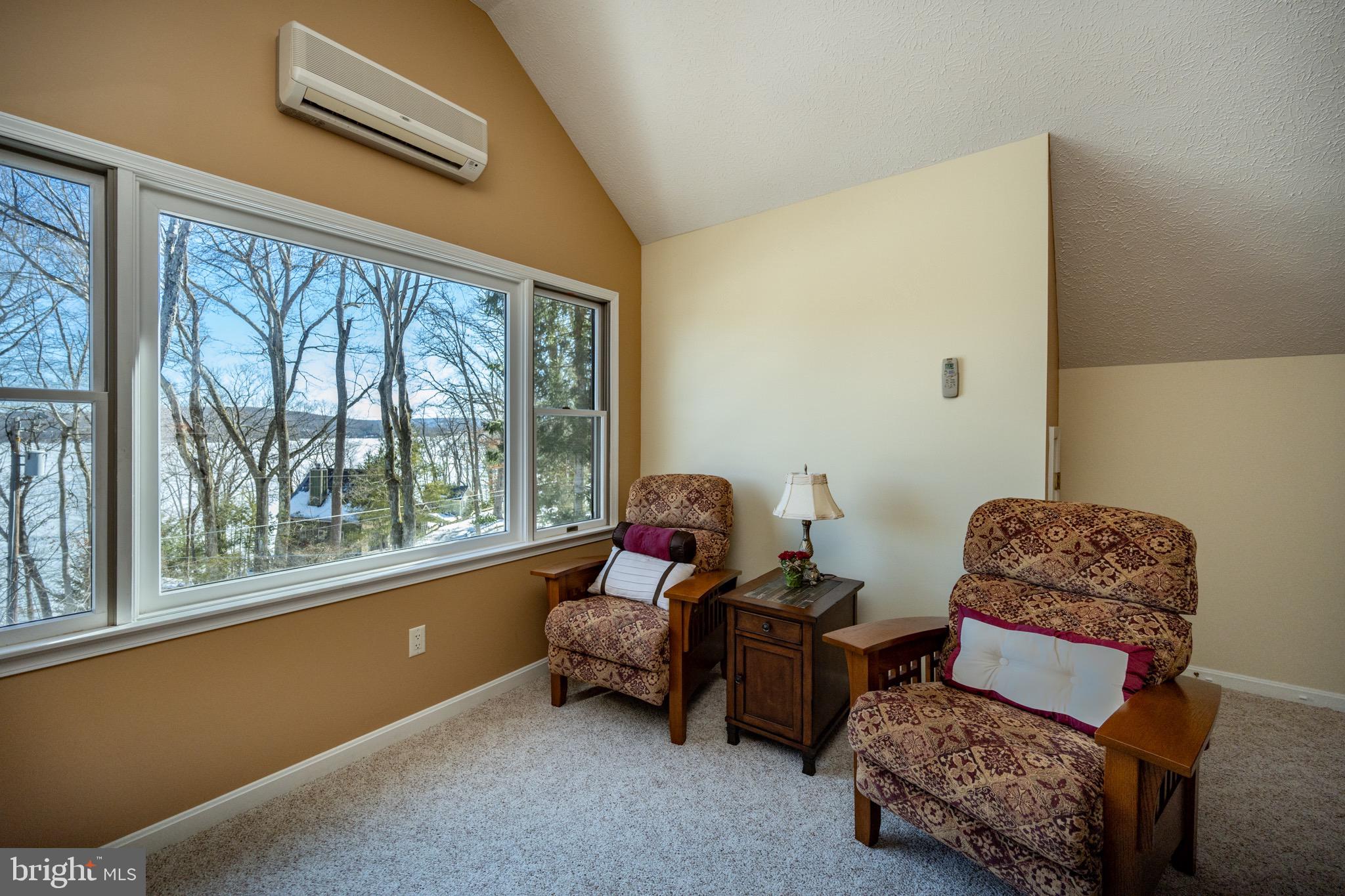 TIMBERLOFT - Residential