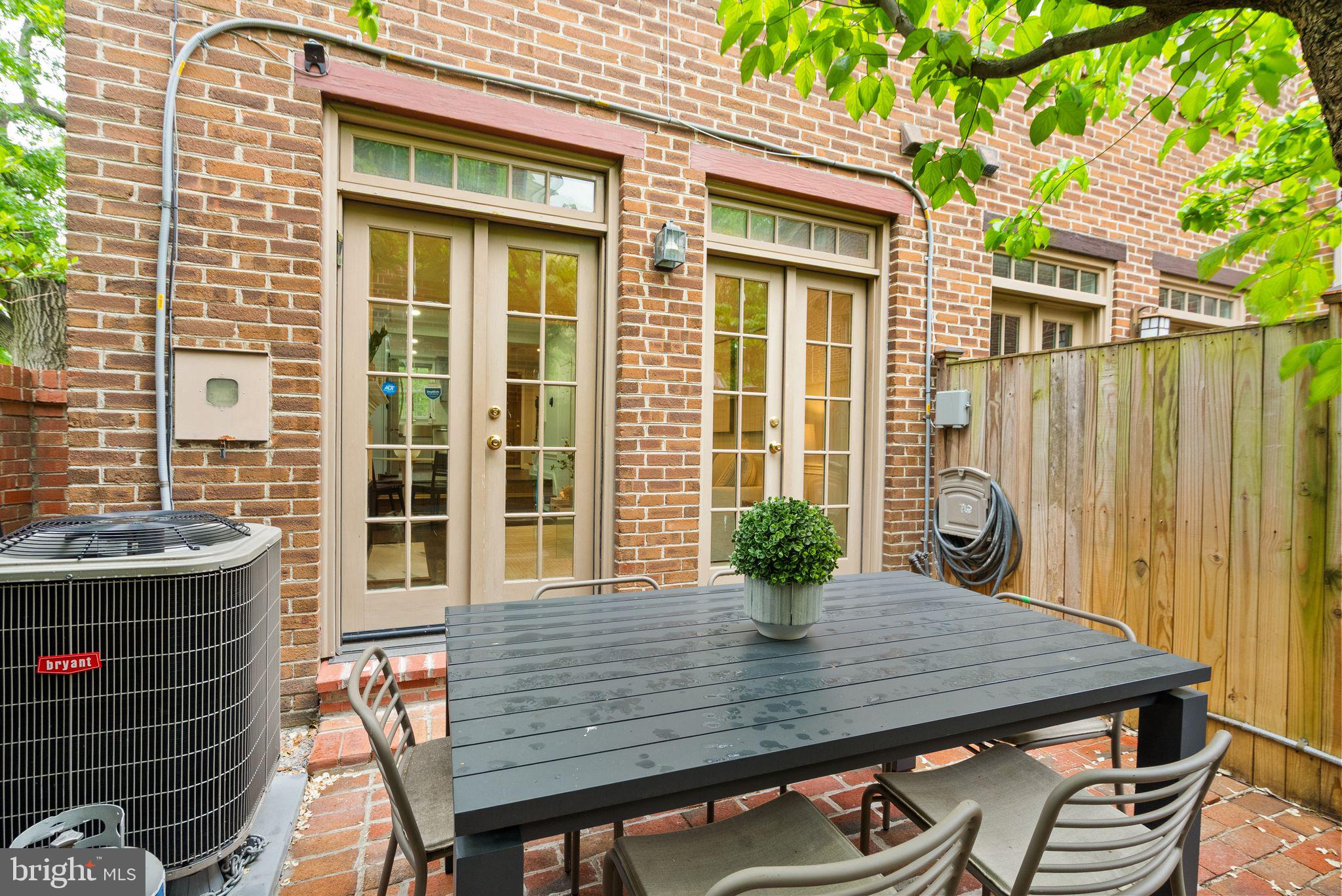 NETHERGATE - Residential