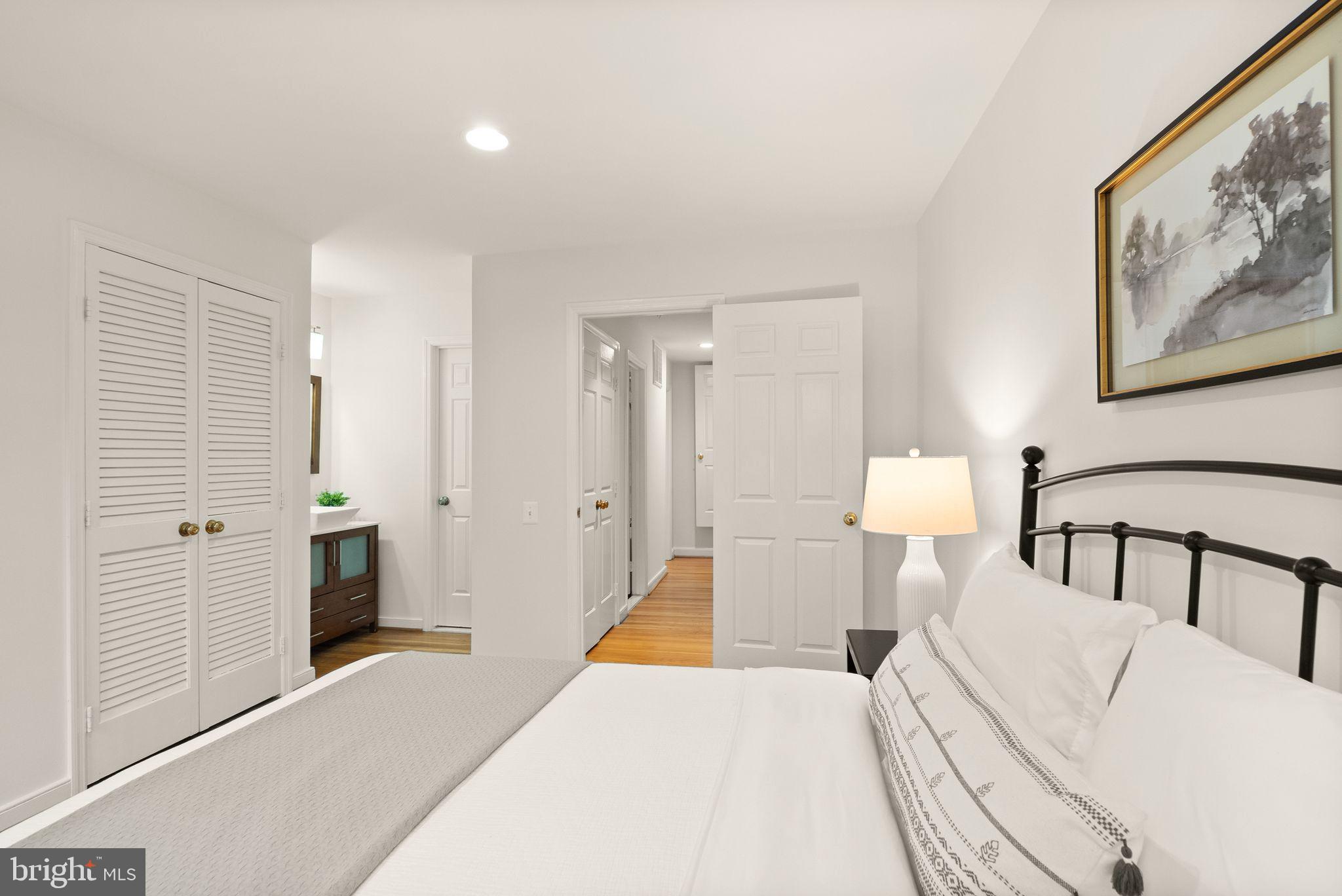 NETHERGATE - Residential
