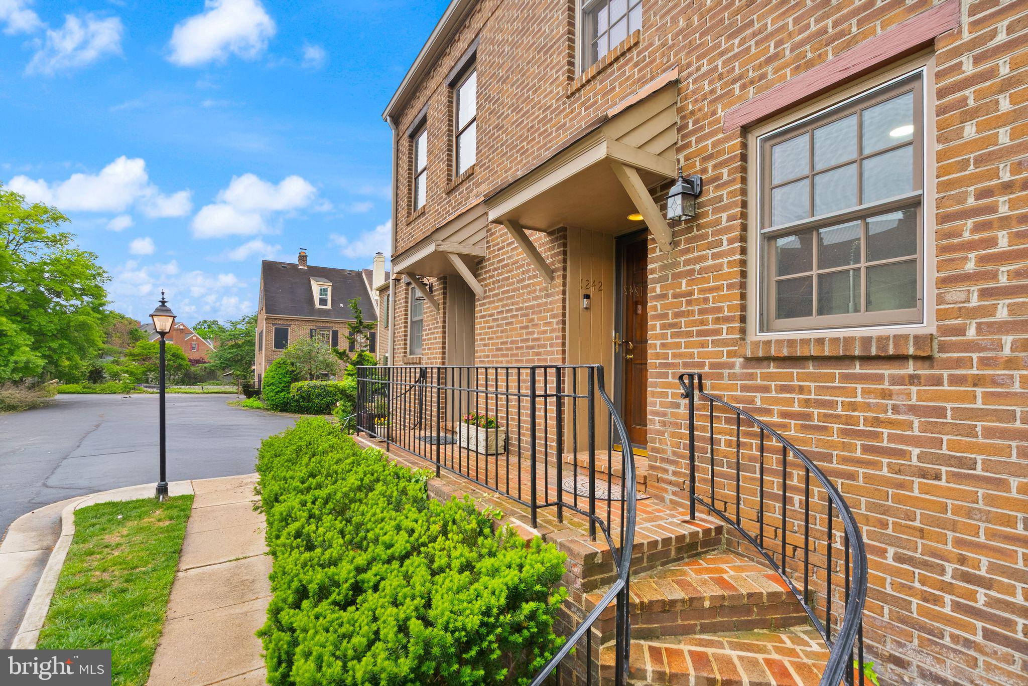 NETHERGATE - Residential