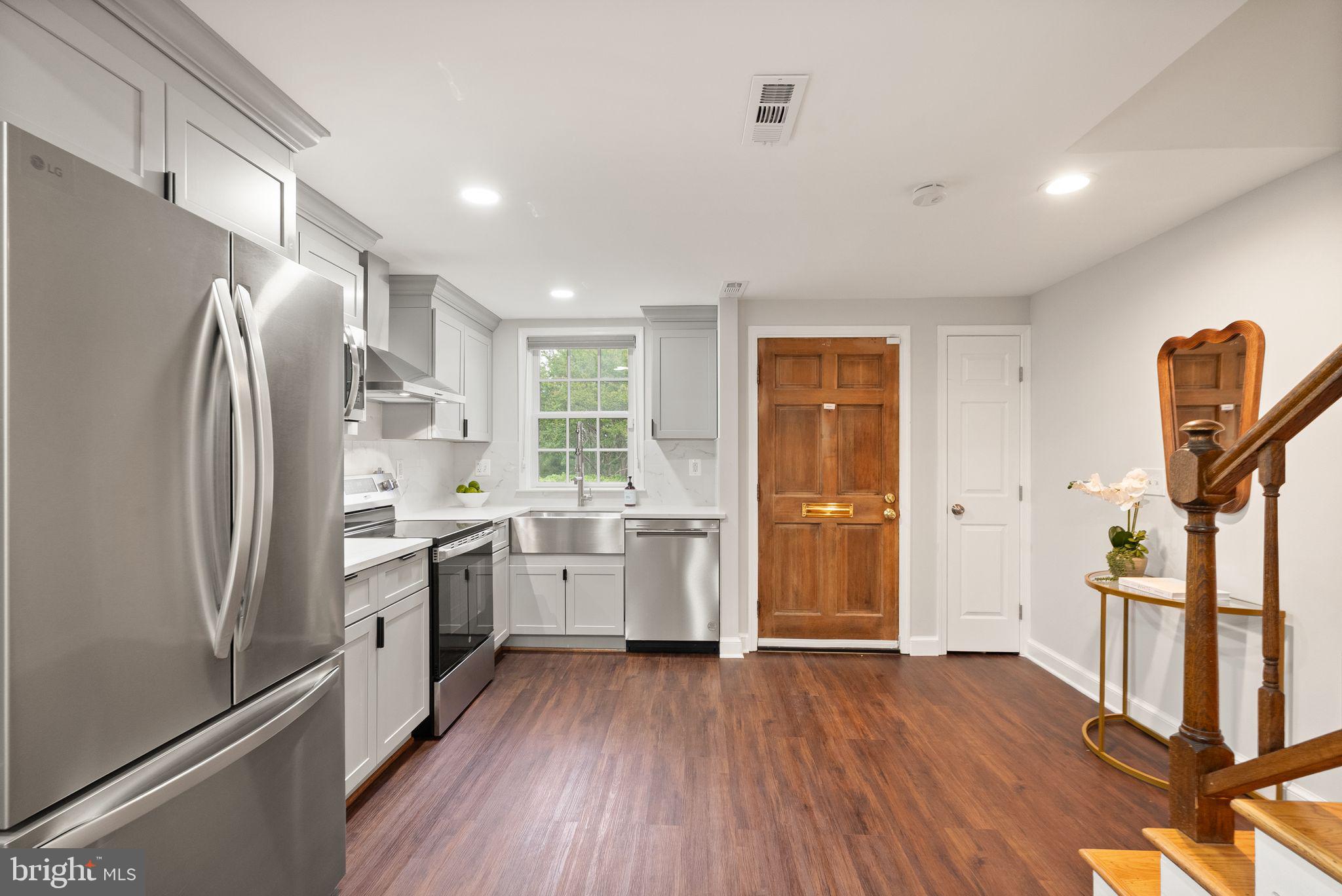 NETHERGATE - Residential