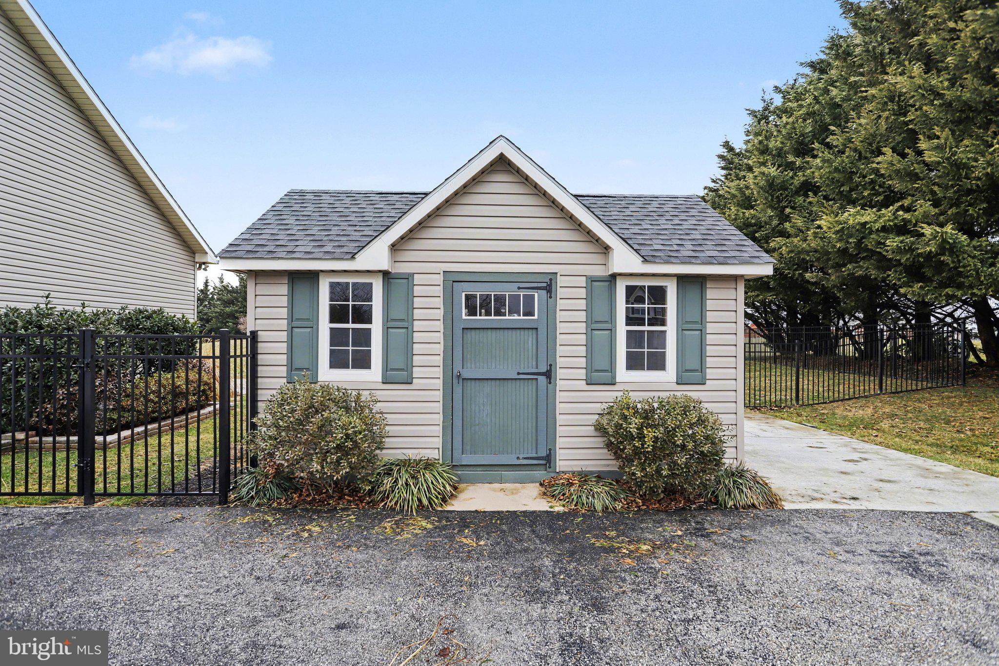 MAYERS SUMMIT - Residential