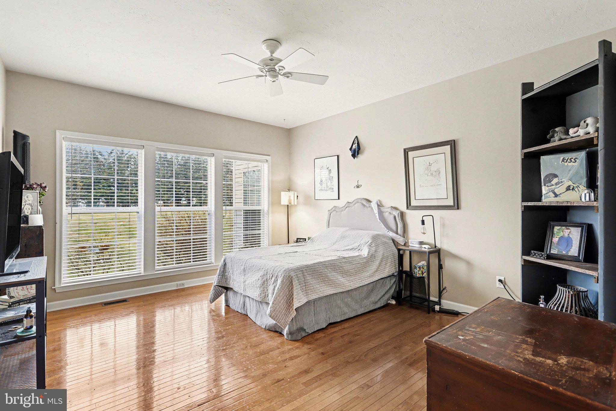 MAYERS SUMMIT - Residential