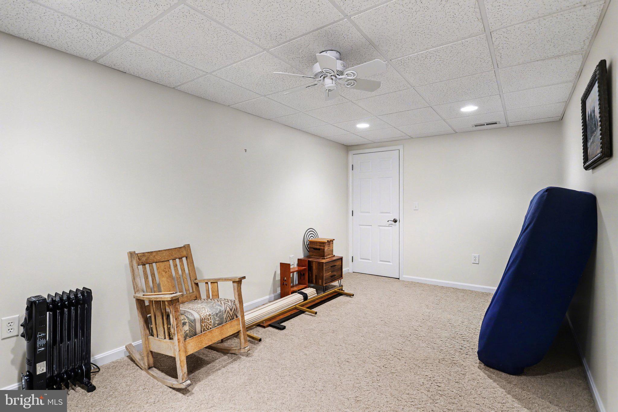 MAYERS SUMMIT - Residential