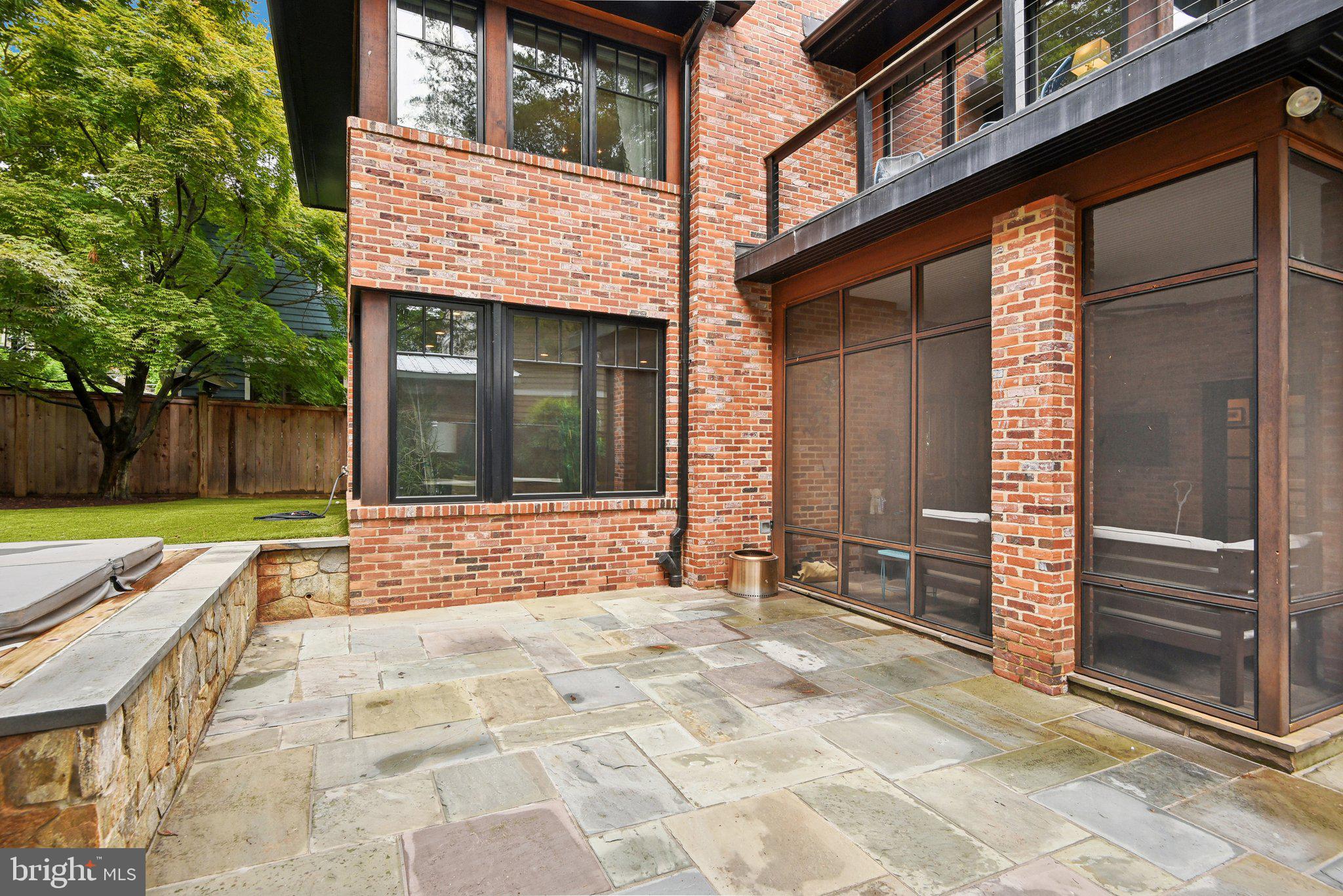 BROOKMONT - Residential