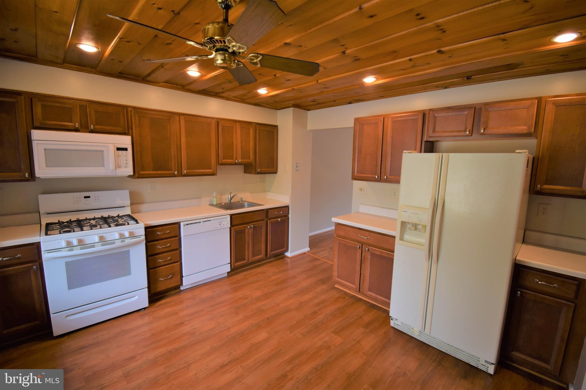 8243 CEDAR LANDING COURT