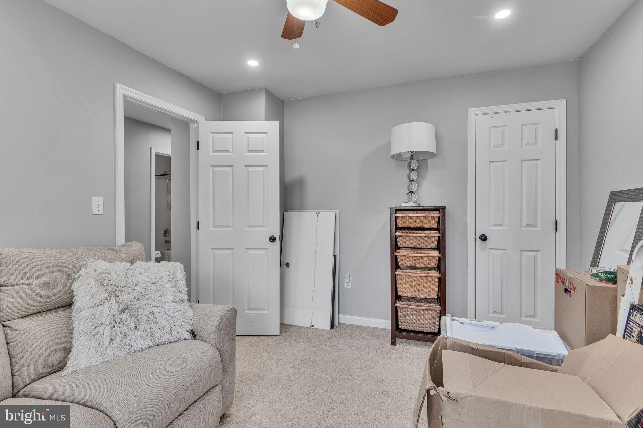 SCARBOROUGH FAIRE - Residential