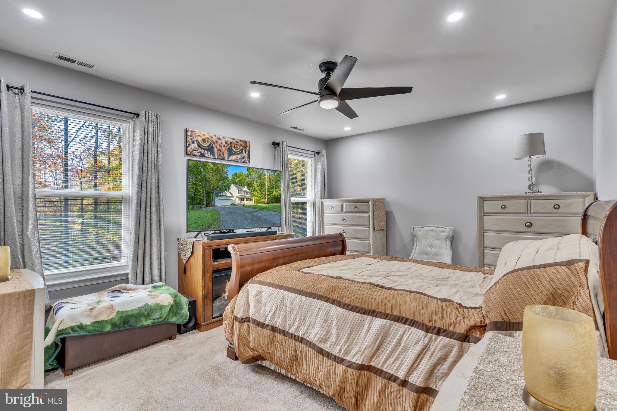 SCARBOROUGH FAIRE - Residential