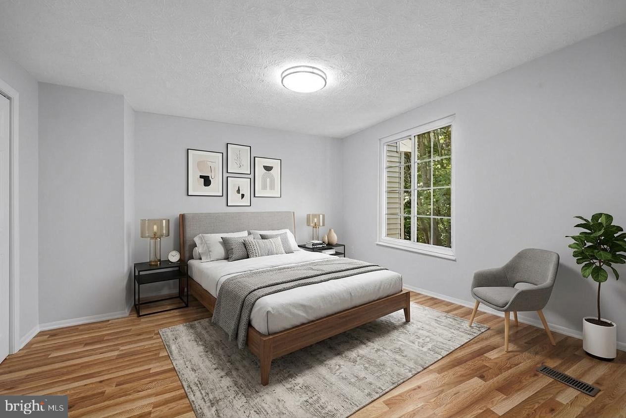 RESTON - Residential