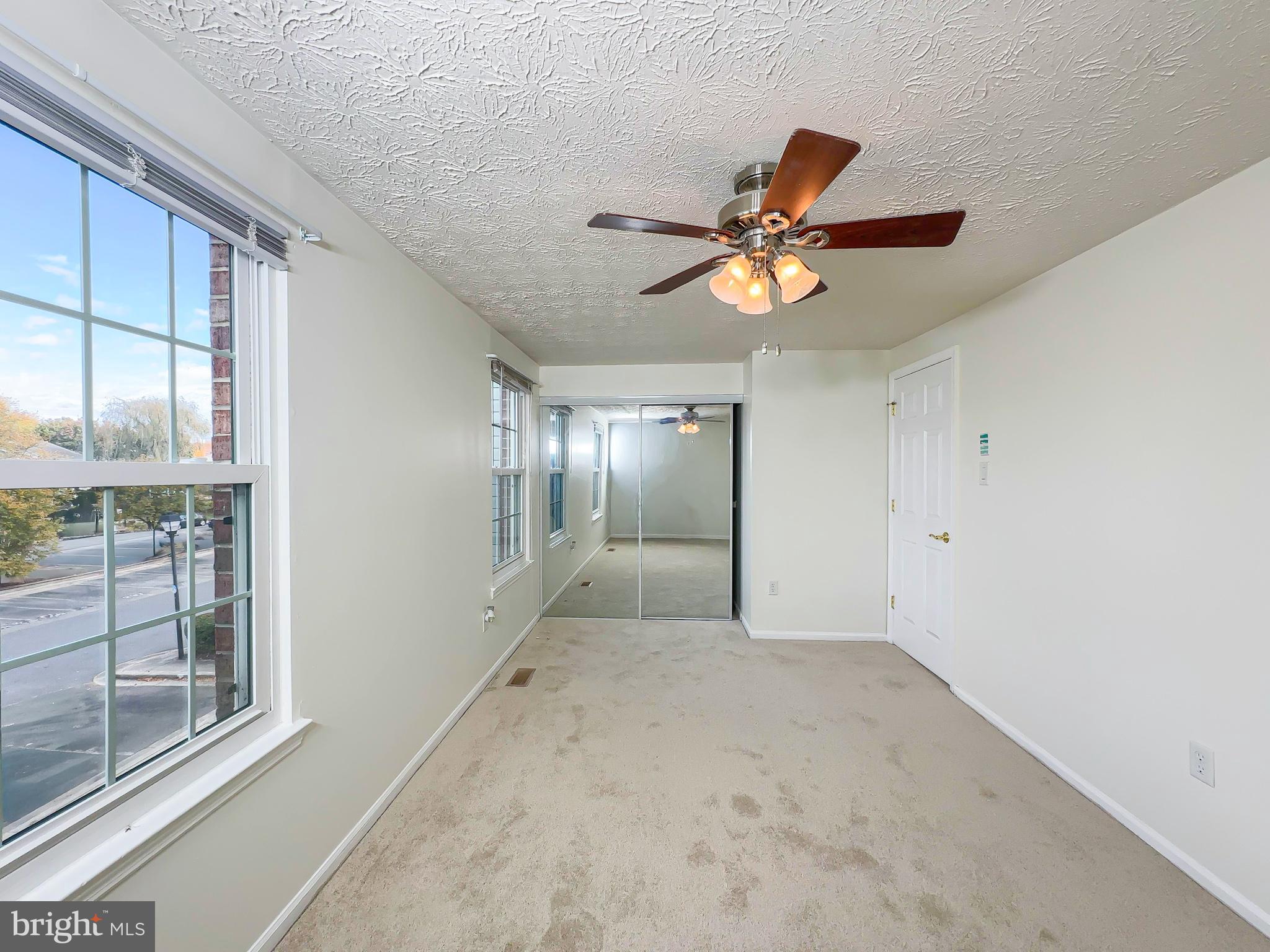 OAK POND PLAT FIVEPHASE - Residential Lease