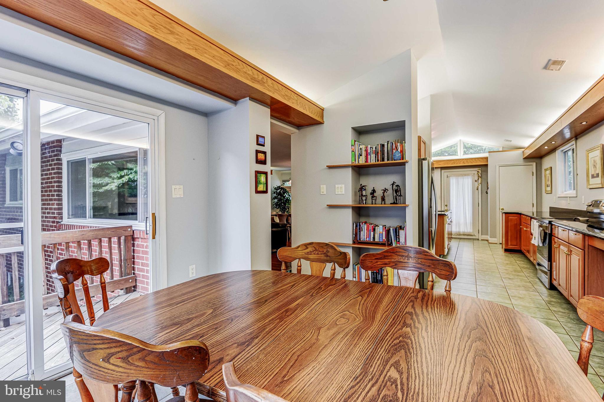 WHITE FLINT PARK - Residential Lease