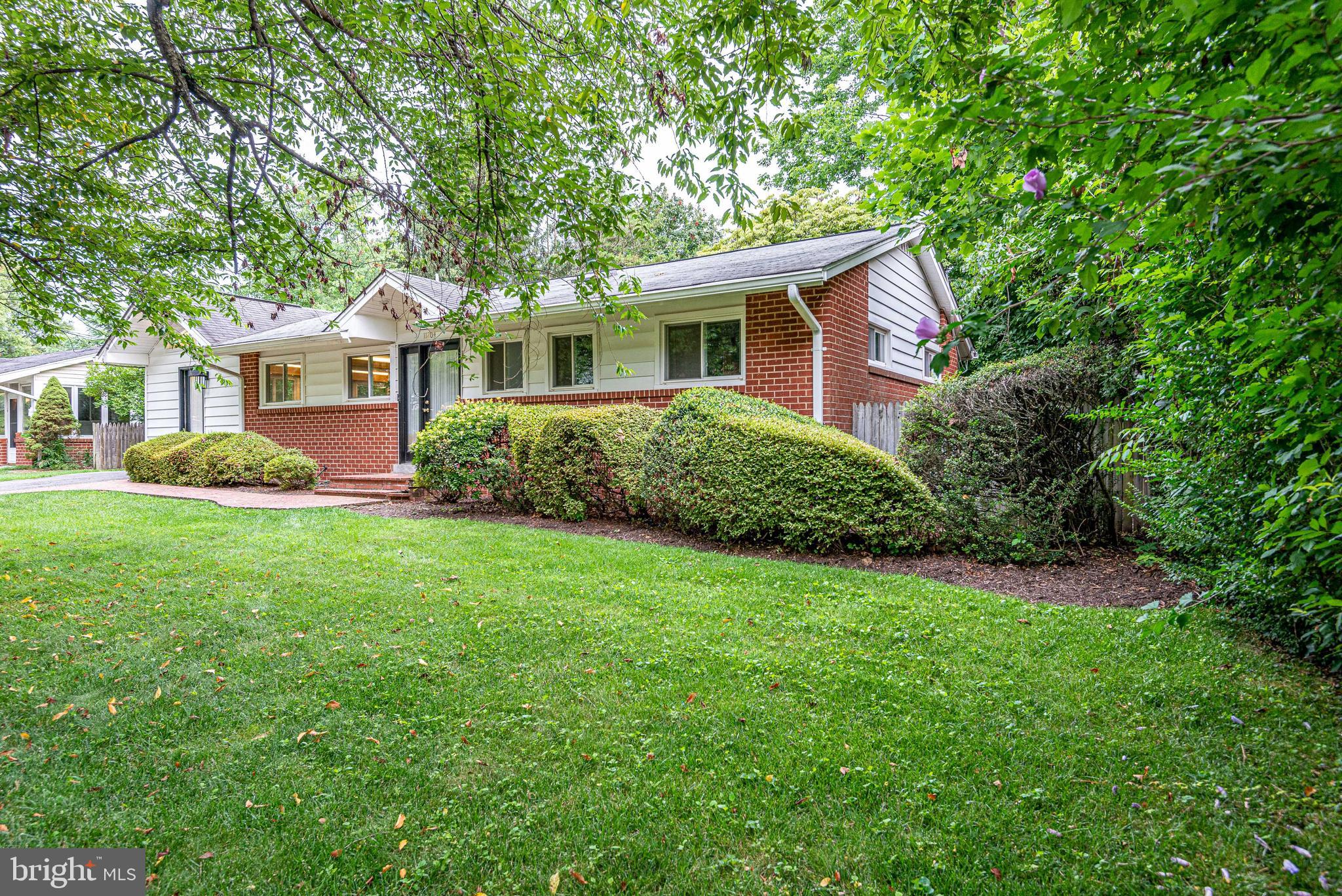 WHITE FLINT PARK - Residential Lease