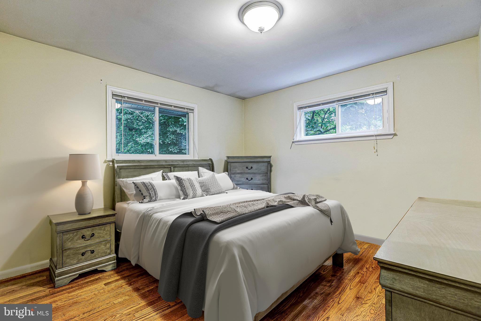 WHITE FLINT PARK - Residential Lease