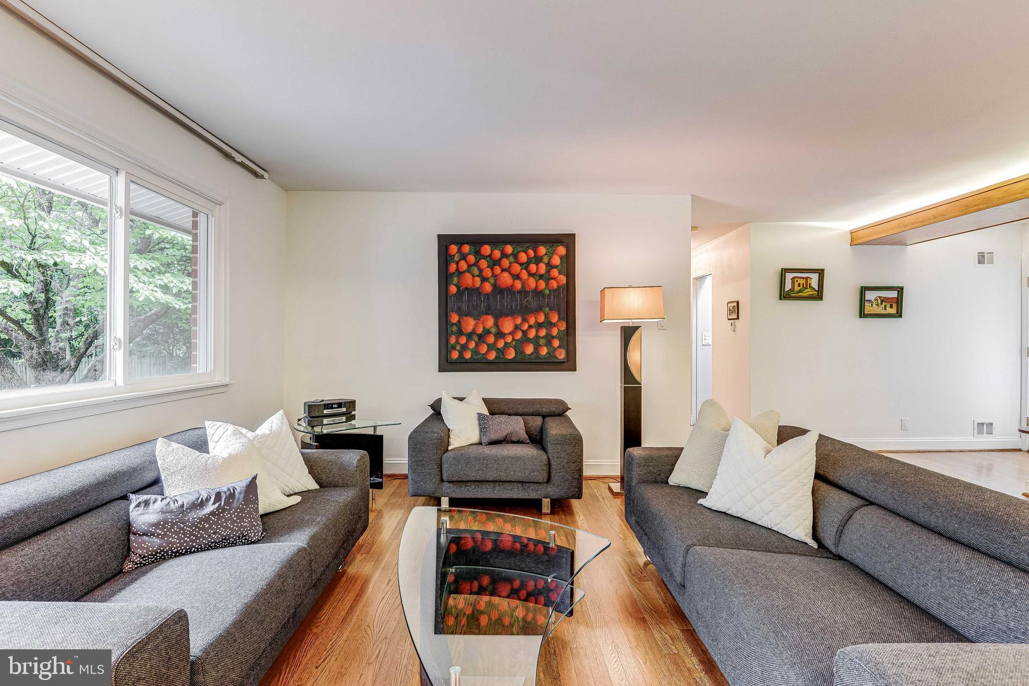 WHITE FLINT PARK - Residential Lease