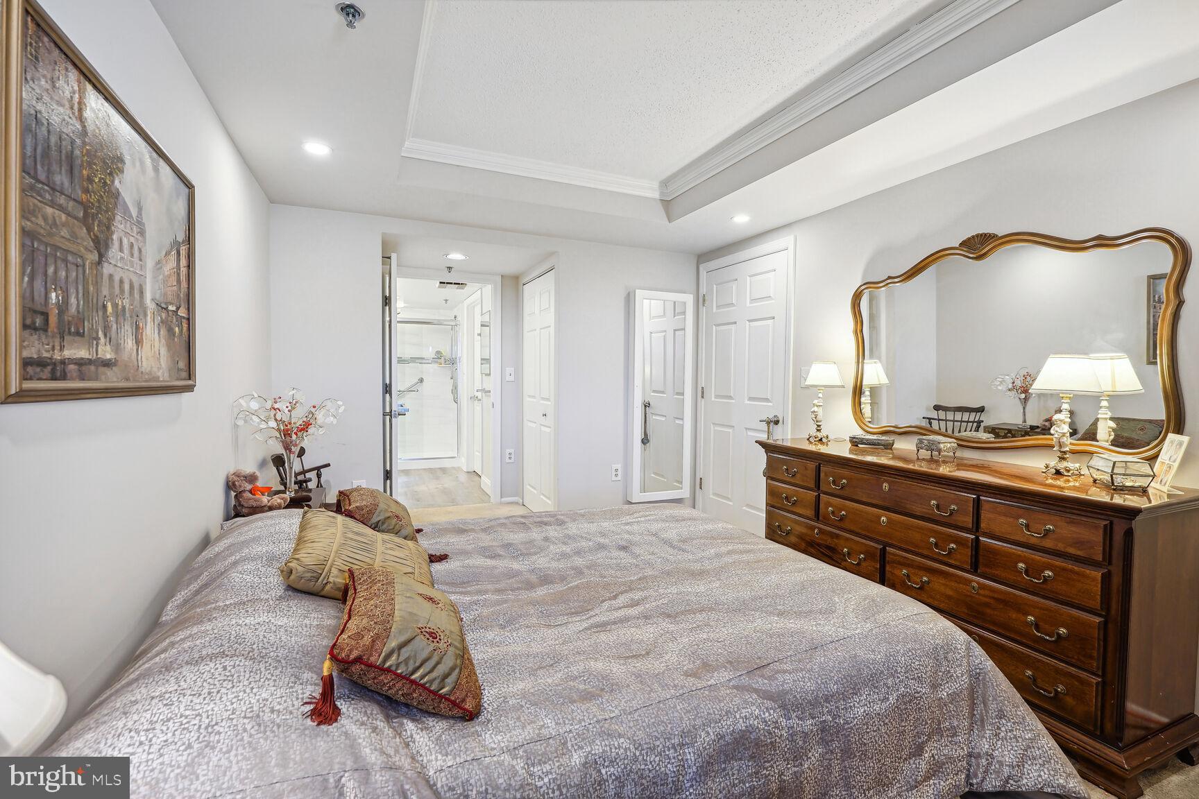 THE JEFFERSON - SUNRISE SENIOR LIVING - Residential Lease