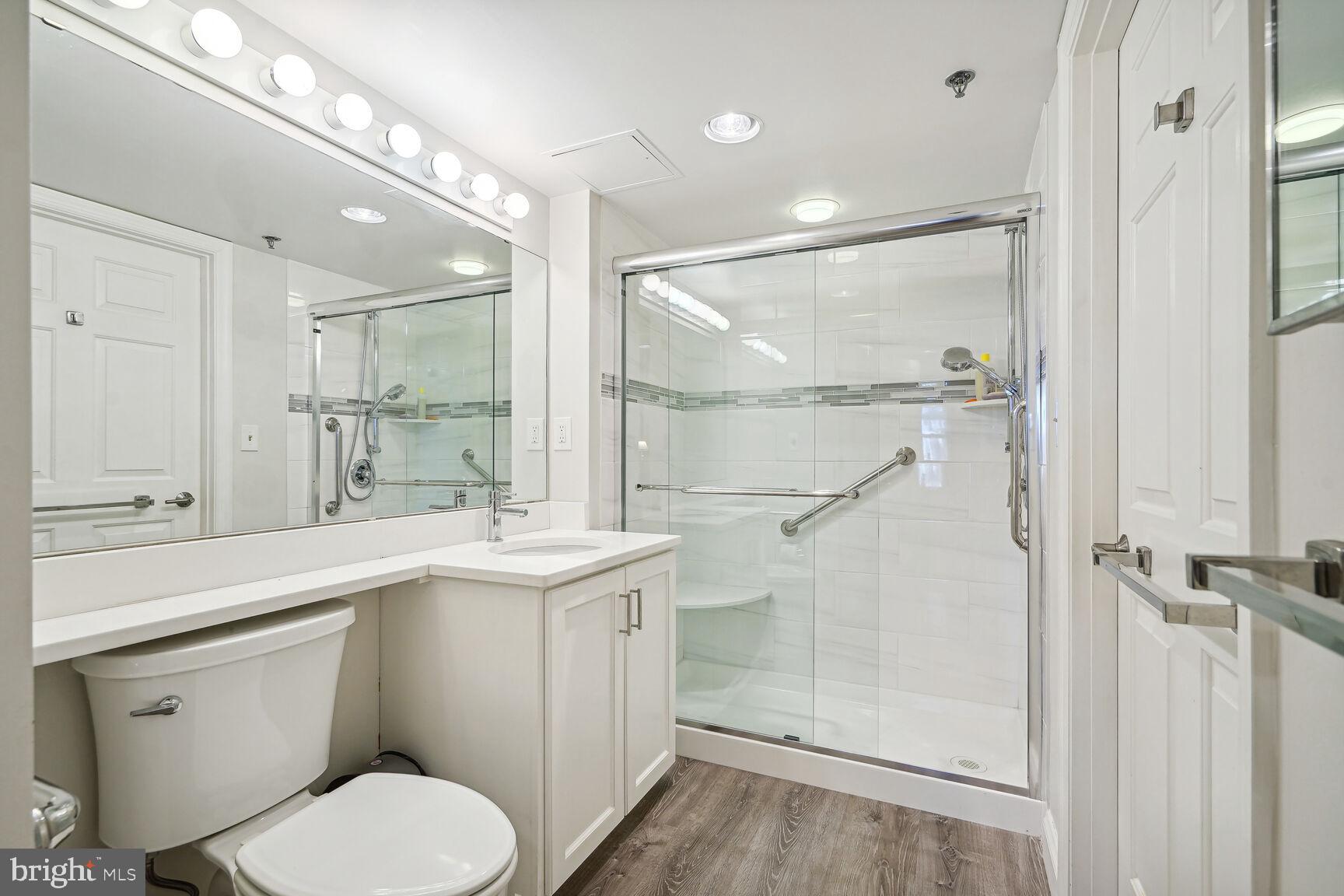 THE JEFFERSON - SUNRISE SENIOR LIVING - Residential Lease